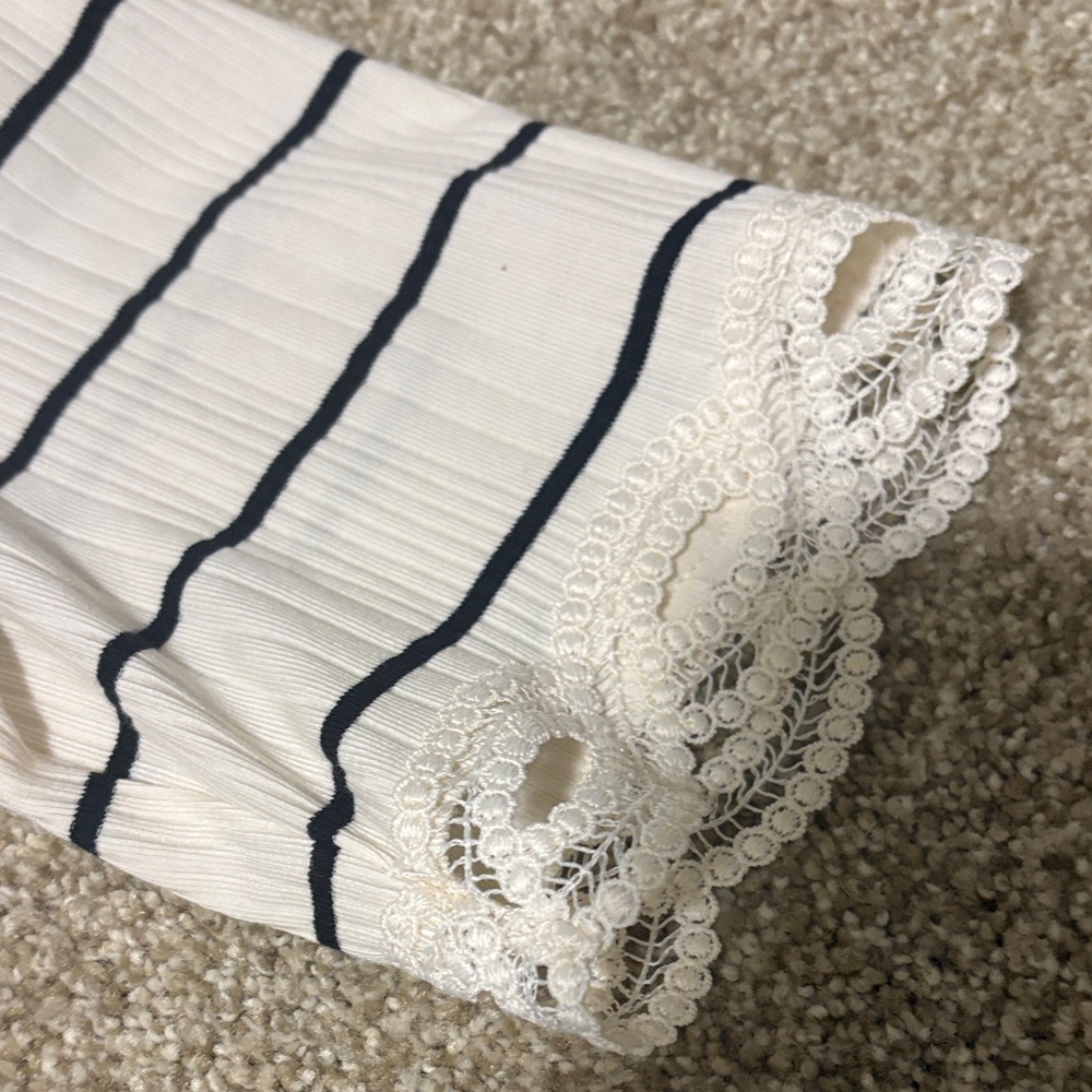 Talbots Top - Picture 3 of 5